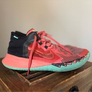 Nike Kids' Coral and Mint Kyrie Flytrap 5 Mid Sneakers